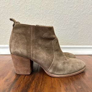 MADEWELL Brenner Ankle Boots #G8041 in Brown Suede